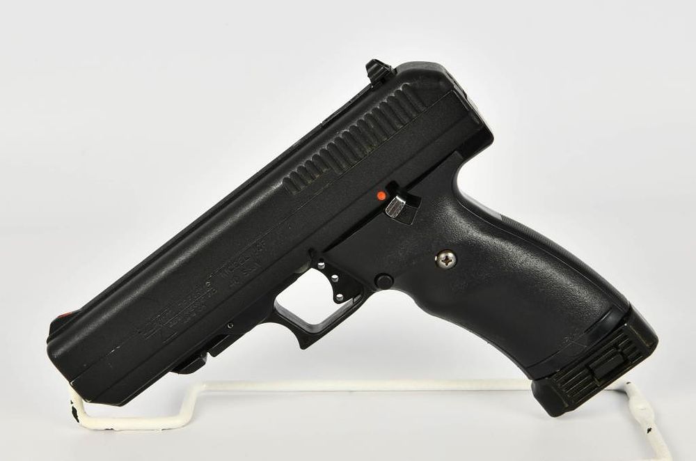 Lot 621: Hi-Point Model JHP Semi Auto Pistol .40 S&W