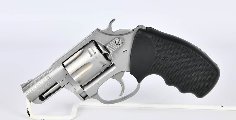 Lot 1083: Charter Arms Undercoverette Revolver .32 H&R Mag