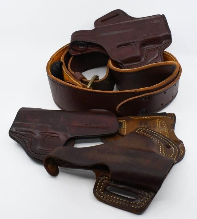 Lot 1286: 4 Leather Holsters & 1 Leather Belt