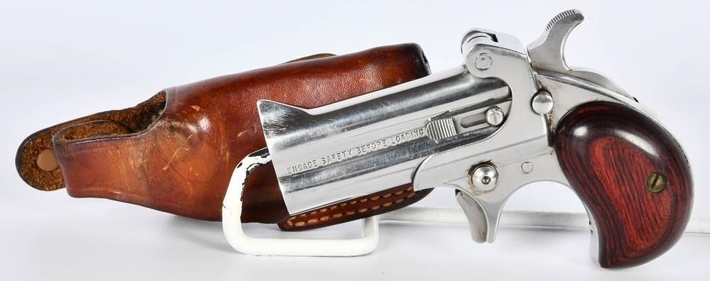 Lot 1323: American Derringer Corp. M-1 .44 Magnum