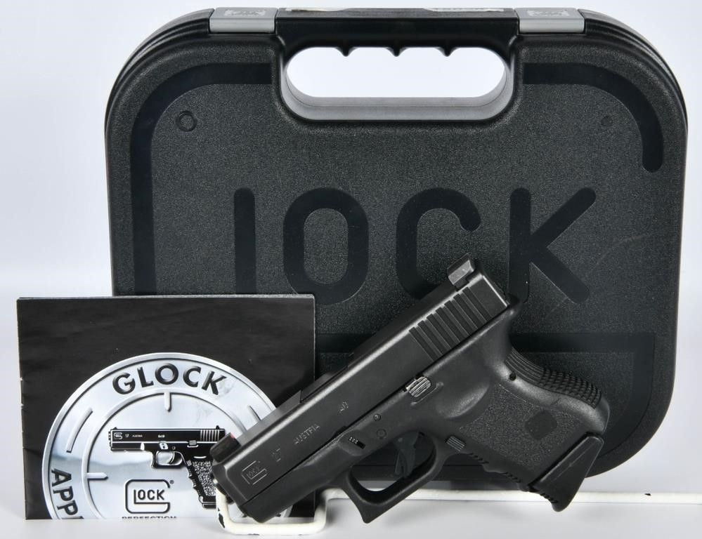 Lot 1359: GLOCK 27 Gen 3 Semi Auto Pistol .40 S&W