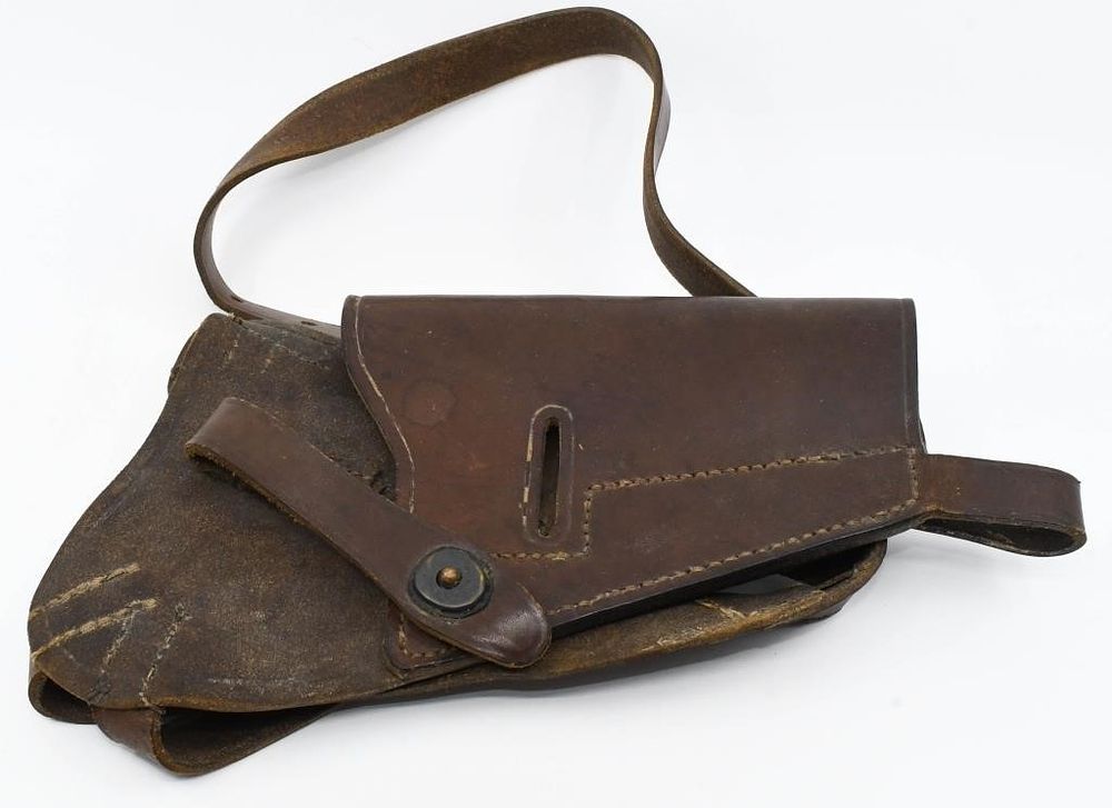 Lot 1406: US Military WWII M7 1911 Shoulder Holster