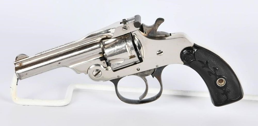 Lot 1443: Hopkins & Allen Forehand Model 1901 Revolver .32