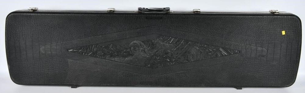 Lot 1613: Large Gun Guard Protective Long Gun Hardcase