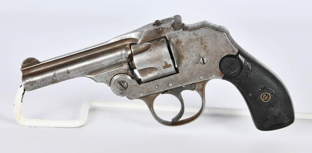 Lot 1647: Iver Johnson Hammerless Top Break Revolver .32