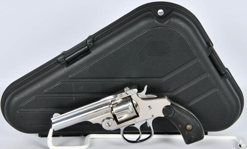 Lot 1659: Harrington & Richardson Top Break Revolver .32 Cal