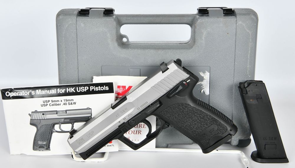 Lot 63: Heckler & Koch HK USP .40 Cal Semi Auto Pistol