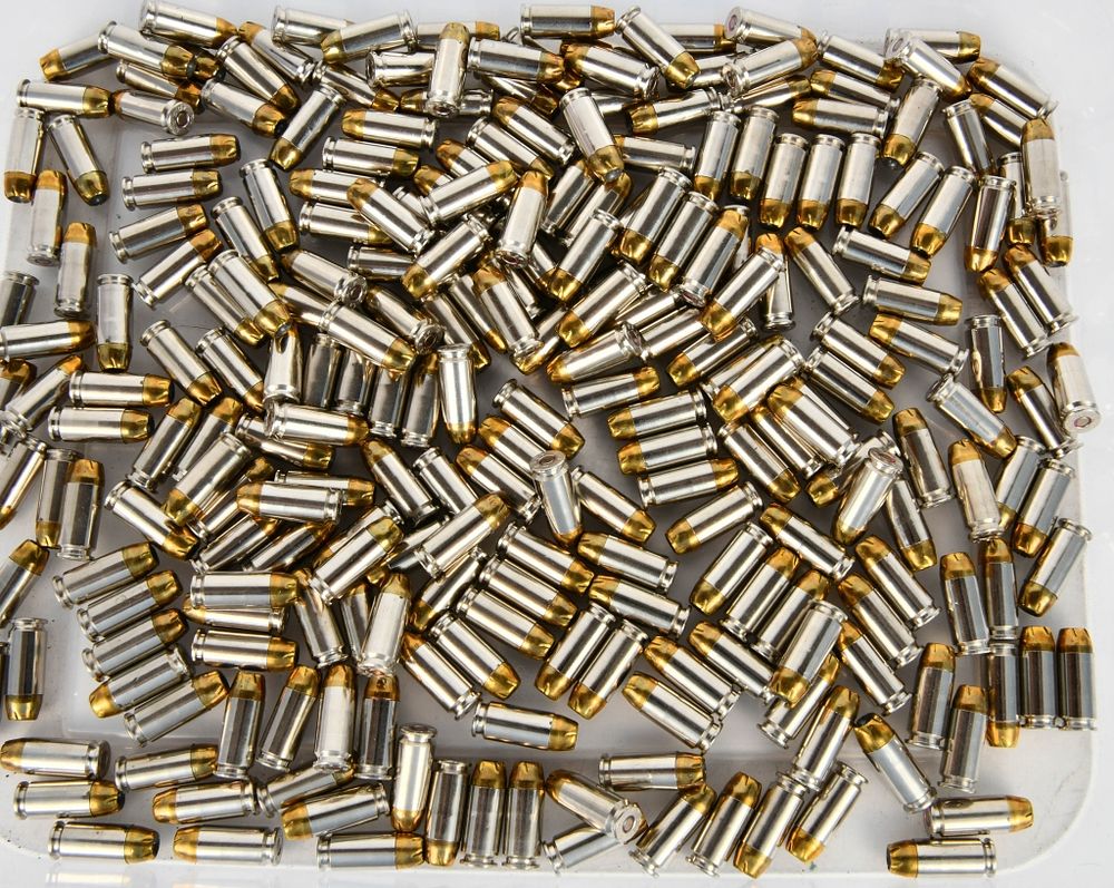 Lot 127: 250 Rds Remington Golden Saber .40 S&W Ammo