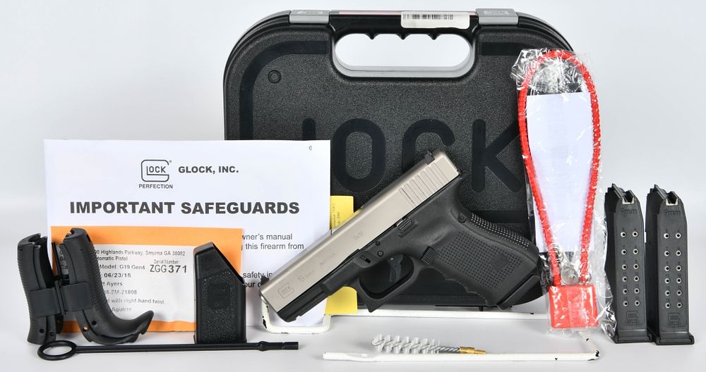 Lot 189: Glock 19 Gen 4 Semi Auto Pistol 9MM