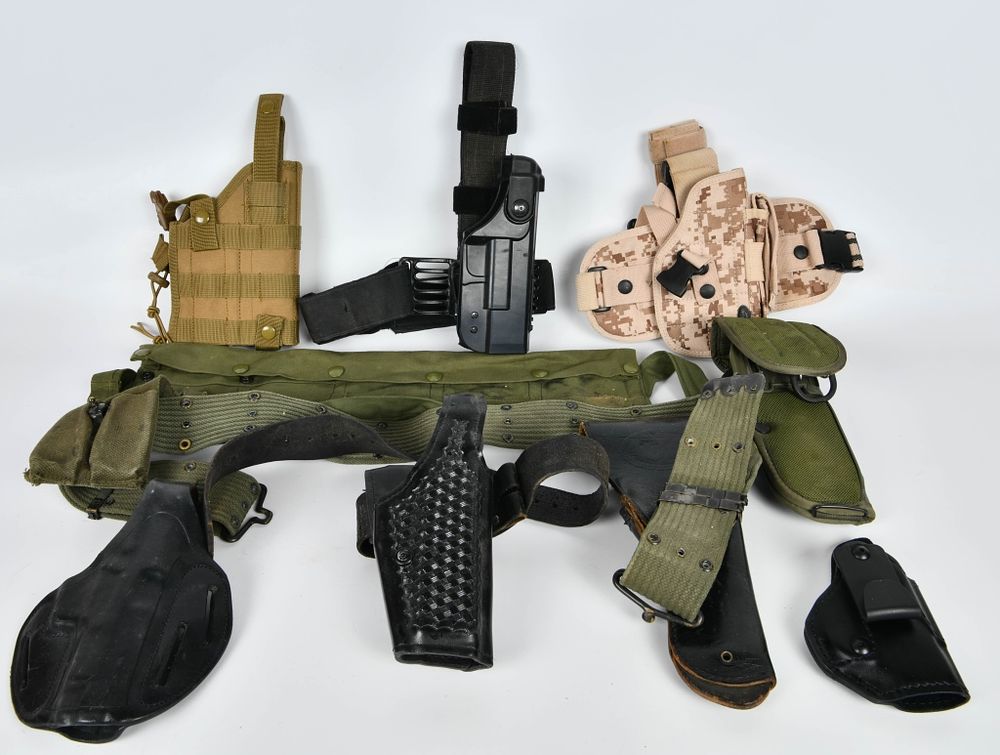 Lot 212: Various style Holster, from Military to Civilian