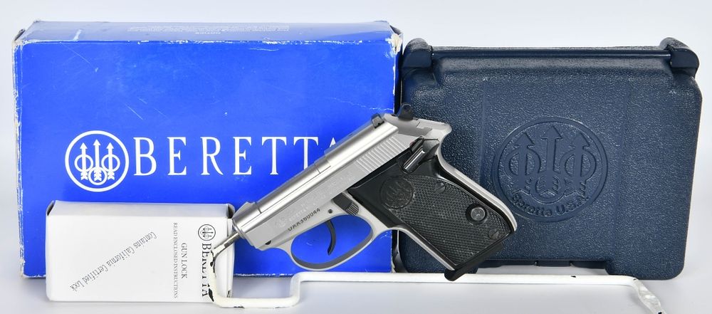 Lot 441: Beretta 3032 Tomcat Inox 32 ACP Conceal Carry