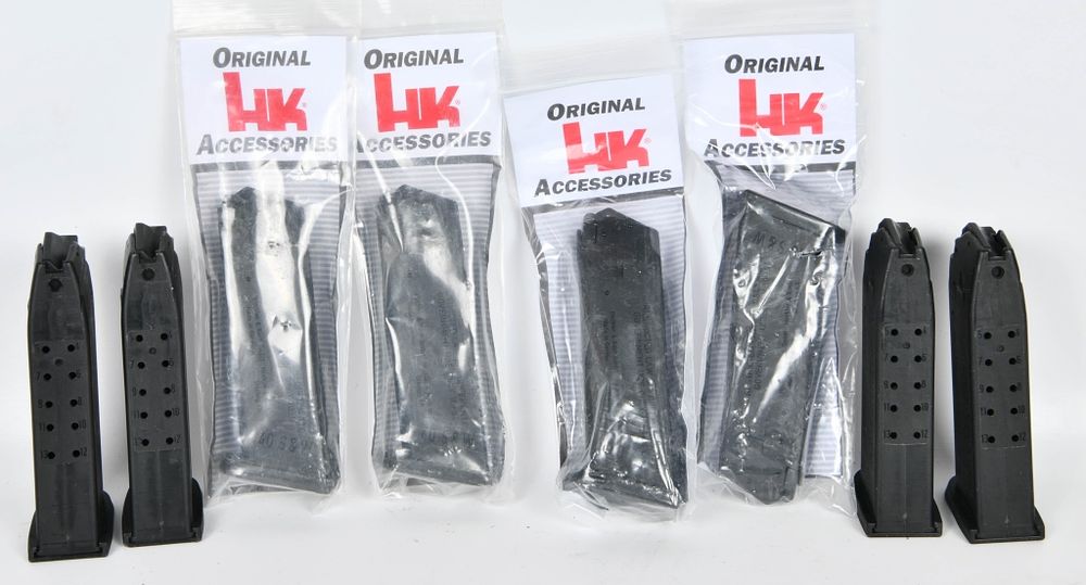 Lot 470: (8( HK Heckler & Koch Factory HK Mags USP40 13