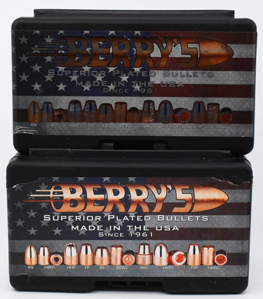 Lot 534: 500 Count of Berry's 9mm 124 Grain Bullet Tips