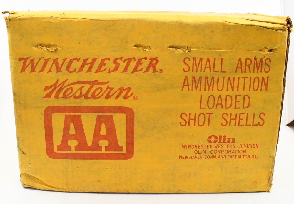 Lot 1021: 500 Rd Sealed Case Winchester 12 Ga Shotshells