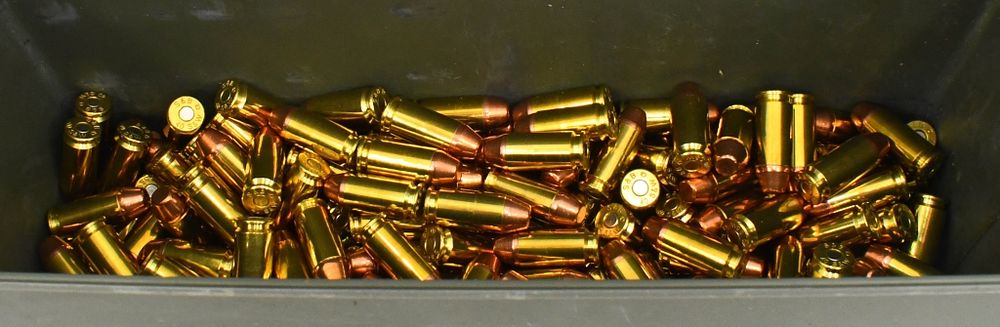 Lot 1087: 350 Rounds Of Sellier & Bellot .40 S&W Ammo