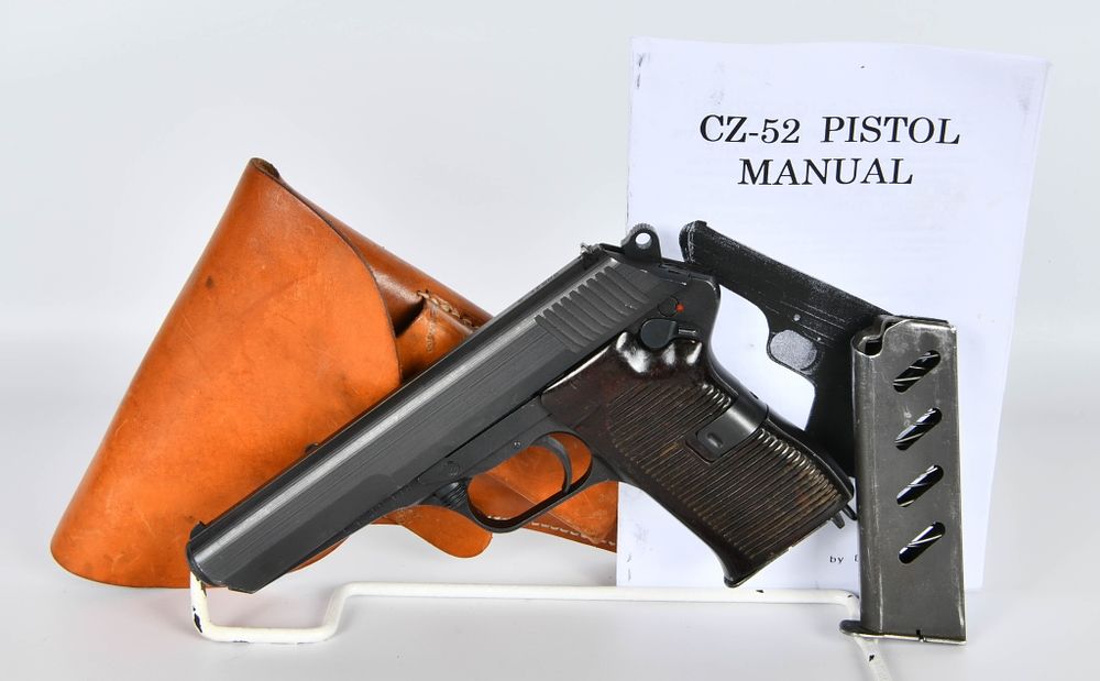 Lot 1092: CZ vz 52 Ceská Zbrojovka vzor 52 Semi Auto Pistol