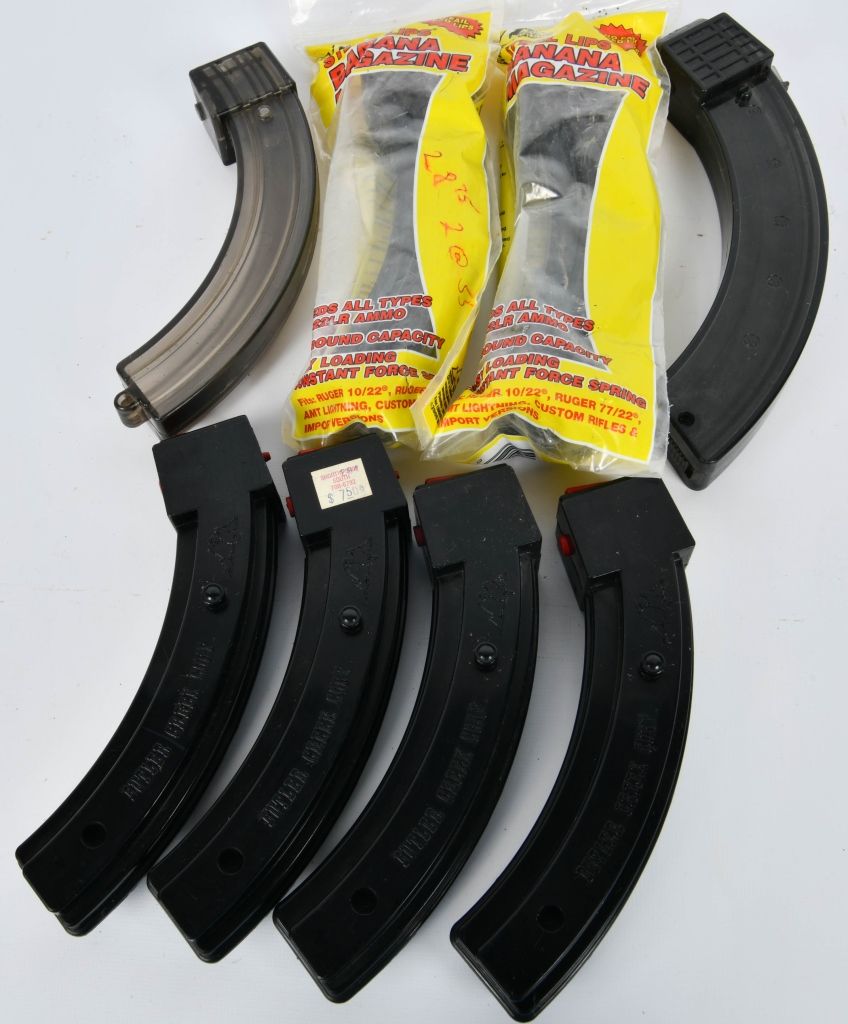 Lot 1133: (8) .22 mags- various Banana Magazine 25 rds