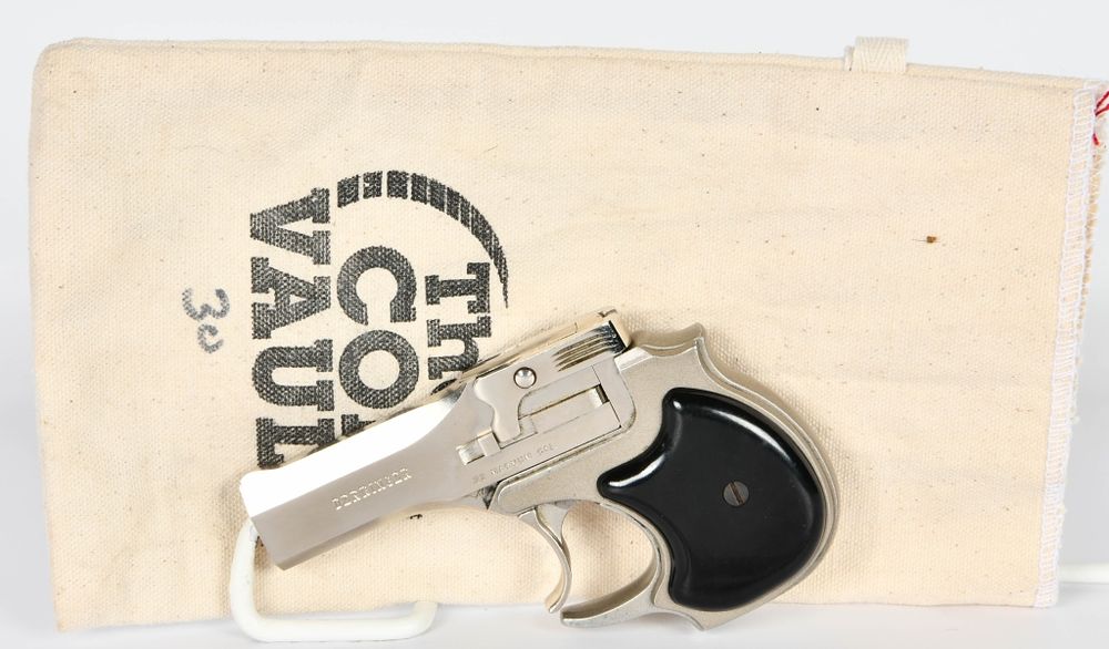 Lot 1290: High Standard Derringer .22 Magnum Two Shot