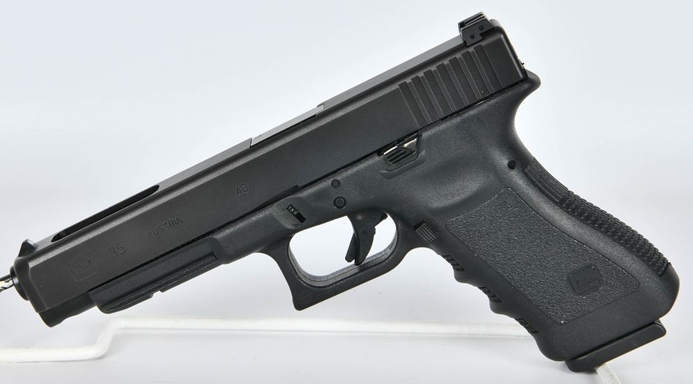 Lot 1308: GLOCK G35 Gen3 Semi-Auto Pistol .40 S&W