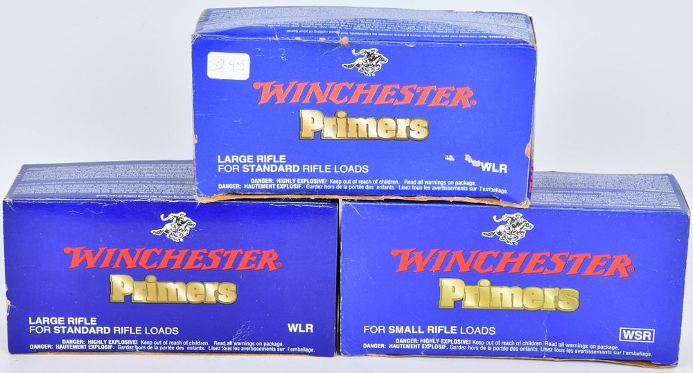 Lot 1424: 2500 Winchester Primers Small & Large Rifle