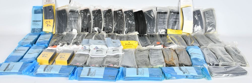 Lot 1487: Lg Lot of various Magazines AR15 & USGI M4/M16