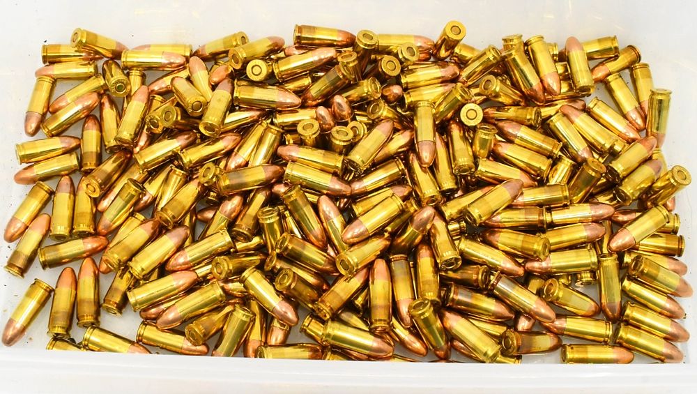 Lot 1513: 250 Rounds Of Winchester 9mm Luger Ammo