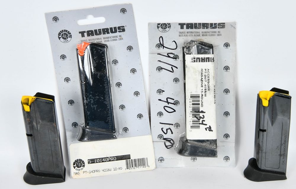 Lot 1559: (4) Factory Taurus Magazines 2 are .40 S&W