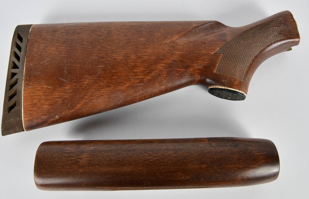 Lot 150: Checkered Wood Butt Stock & Forend