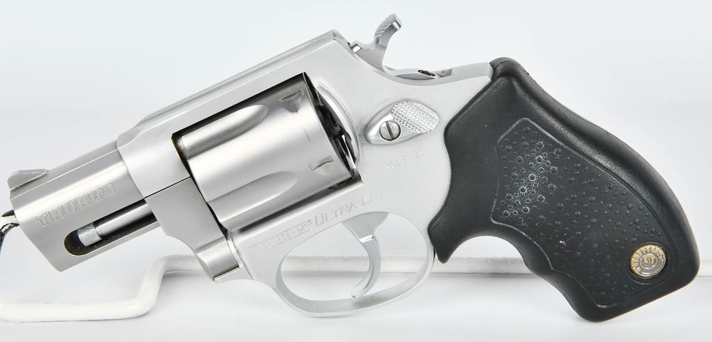 Lot 174: Taurus M85 Ultralight Revolver .38 SPL
