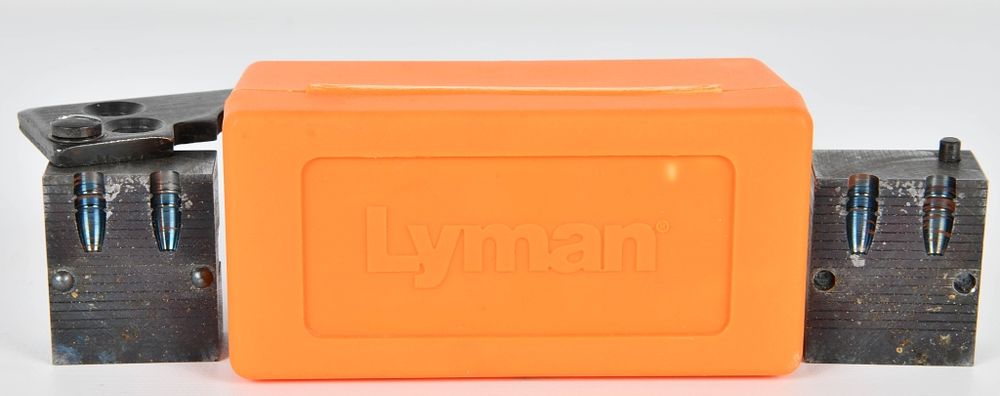 Lot 181: Lyman 225415 AV 511 Bulet mould .22