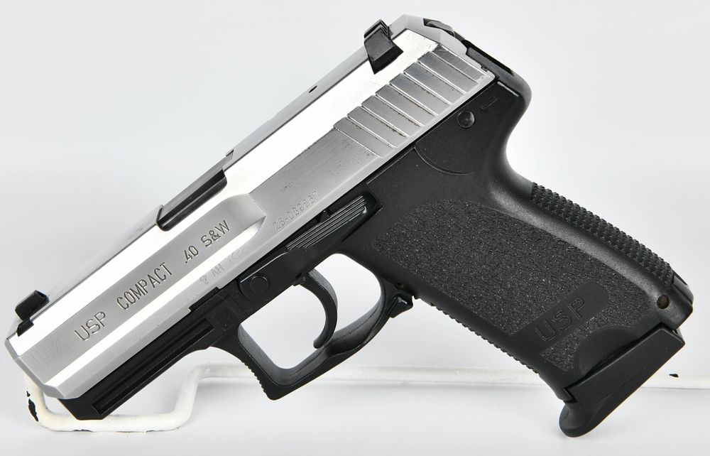 Lot 192: Heckler & Koch HK USP Compact .40 S&W