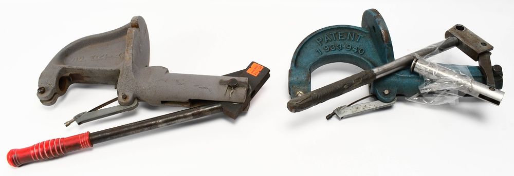 Lot 270: Lyman & Pacific Reloading Presses