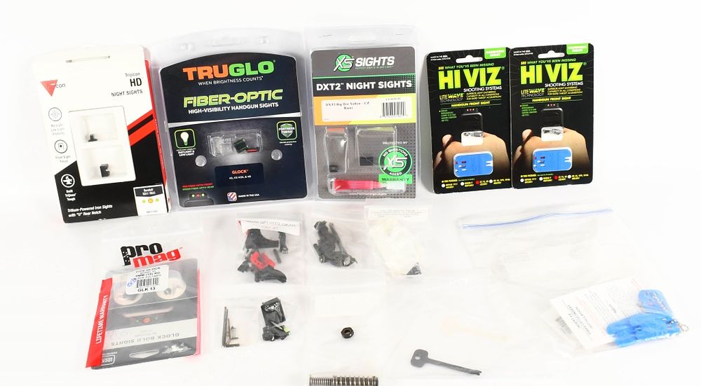 Lot 320: Truglo, XS sights, HI-VIZ, Trijicon, various sight