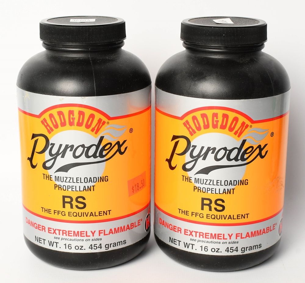 Lot 332: 2lb Hodgdon Pyrodex Muzzleloading propellt. RS