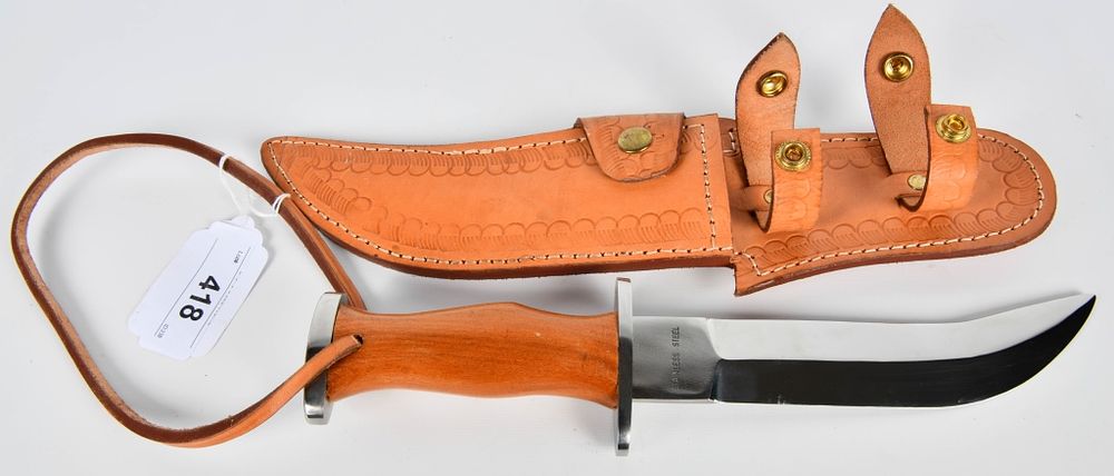 Lot 418: Fixed Blade Knife / Dagger with Leather Sheath