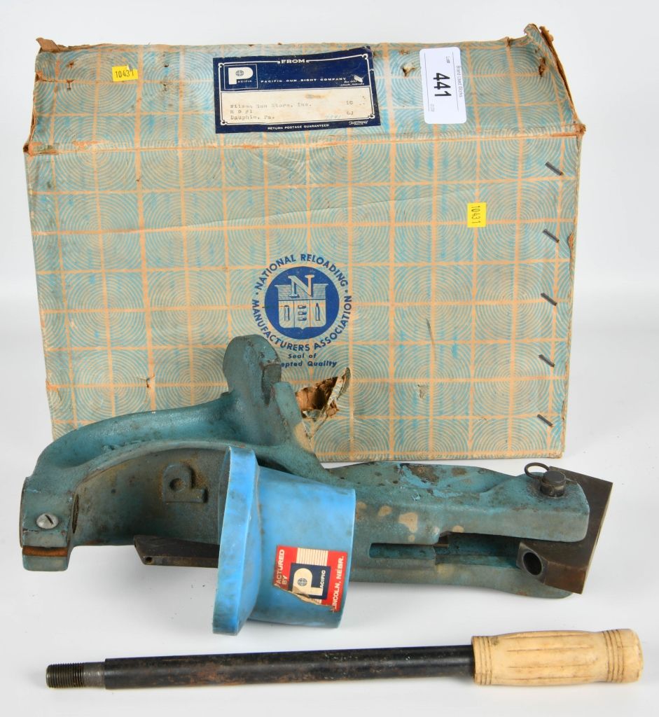 Lot 441: Vintage Super Deluxe Pacific Reloading Press