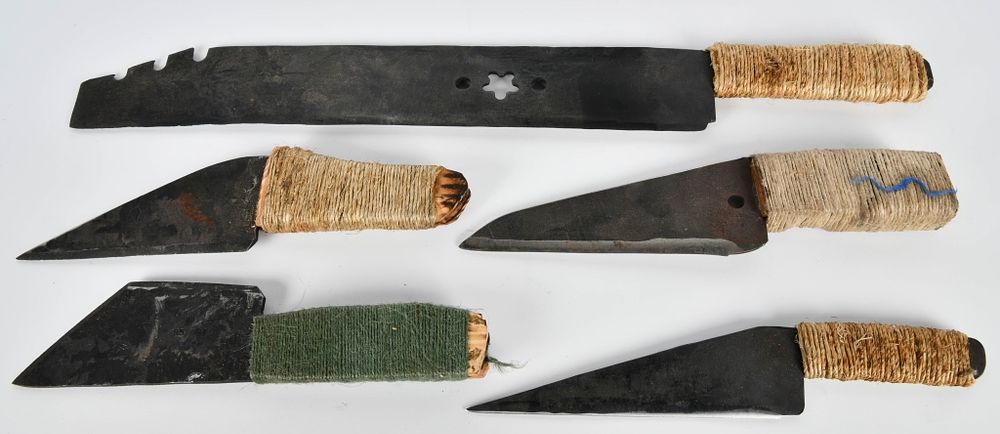 Lot 598: Handcrafted Handmade Knives/Dagger