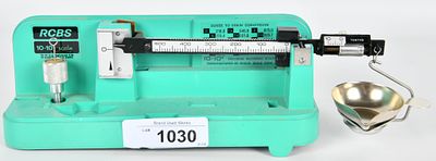 RCBS Model 10*10 Reloading Scale Model 09073. Vintage RCBS Model 10*10 Collectible Reloading