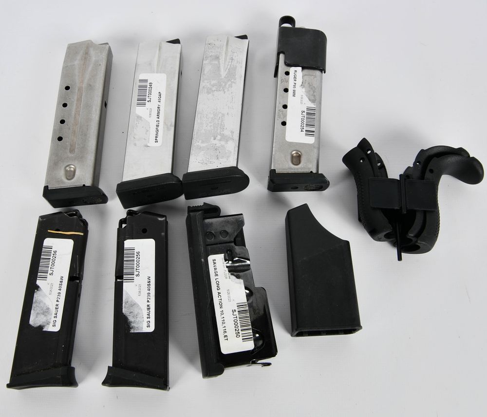 Lot 1058: Savage LA mag, Springfield Mags, Sig, Ruger Mags
