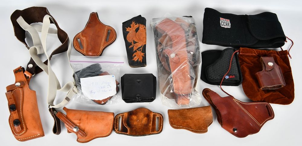Lot 1059: Lot of Various Leather Holsters