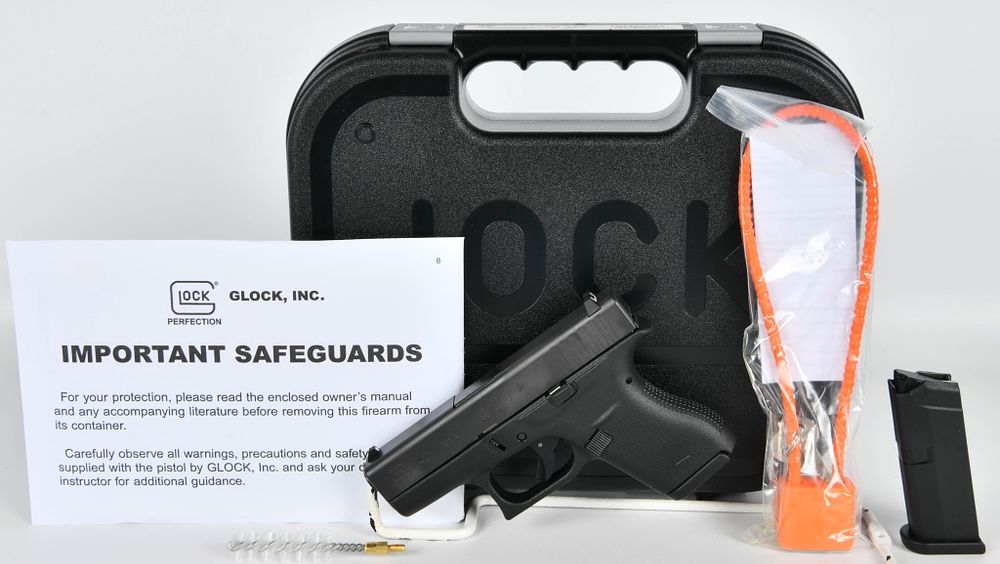 Lot 1095: Glock 42 Conceal Carry Semi Auto .380 Pistol