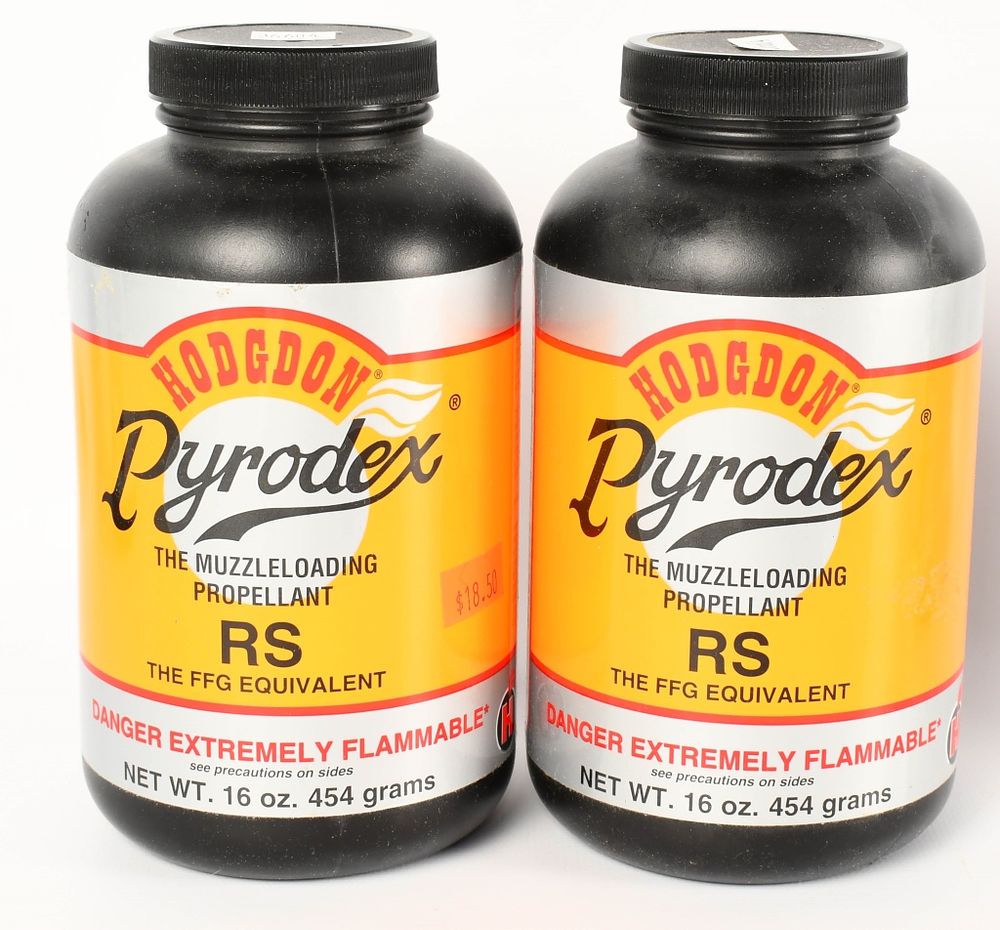 Lot 1193: 1lb 13oz Hodgdon Pyrodex Muzzleloading propellt. R