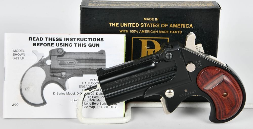 Lot 1230: Davis D38 Double Barrel Derringer .38 SPL