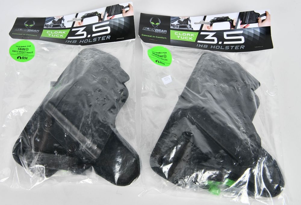 Lot 1312: AlienGear NEW Cloak Tuck 3.5 IWB Holster RH for