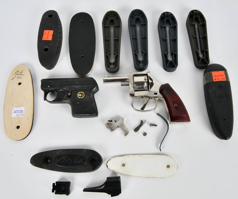 Lot 1353: German Rohm RG2 Starter Pistol & 2nd German Startr