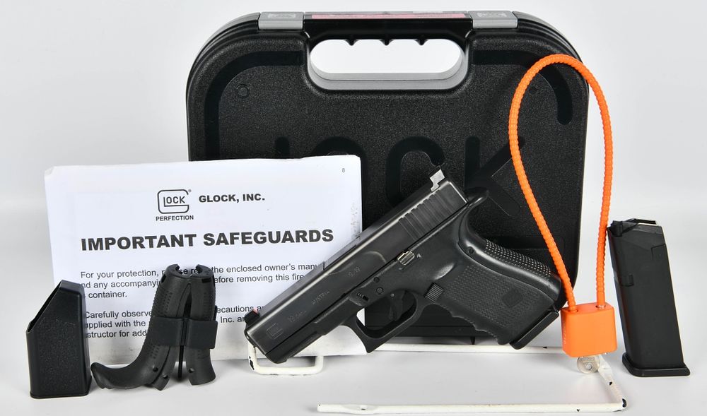 Lot 1455: Glock 19 Gen 4 Semi Auto Pistol 9MM