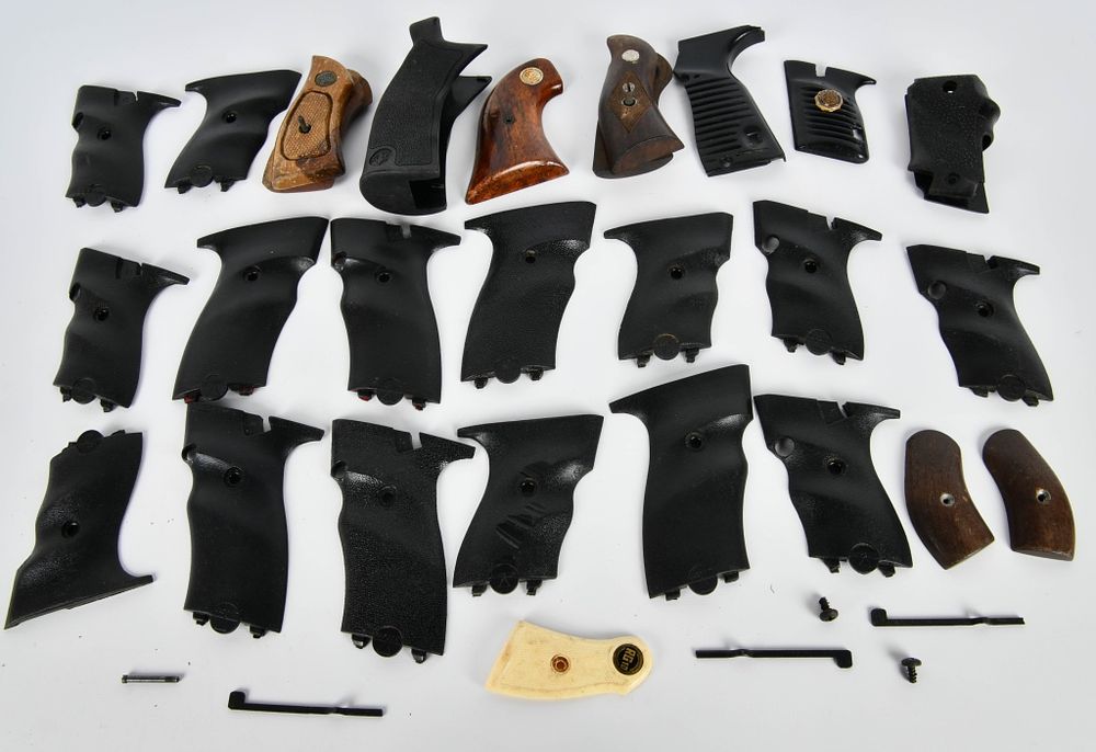 Lot 1473: Lot of Various Grips from Ruger to Sig to Hipoint