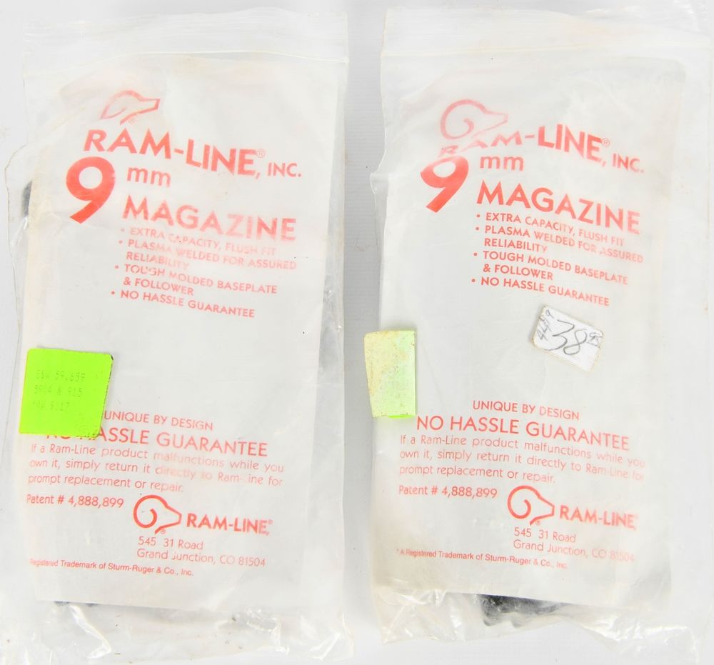 Lot 1552: Lot of 2 Smith & Wesson 59, 659, 5904, 915 Mags