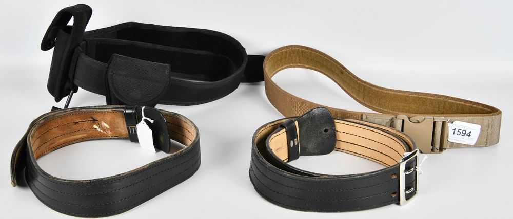Lot 1594: 4 Nylon & Leather Duty Belts