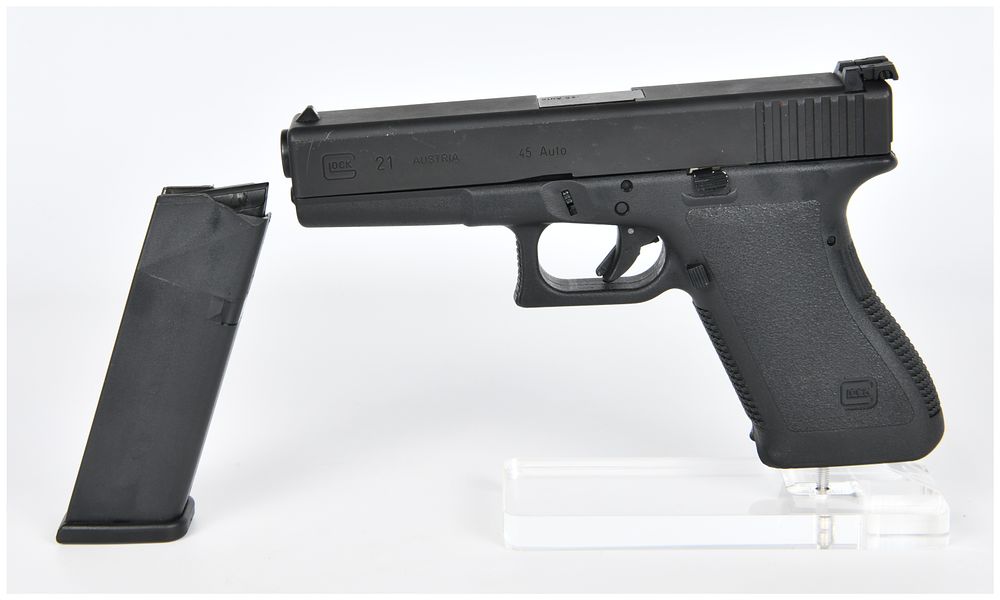 Lot 120: GLOCK 21 GEN 2 .45 ACP Semi-Automatic Pistol, Serial Number AAZ272